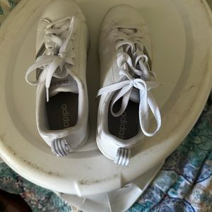 Women’s Addidas Sneakers